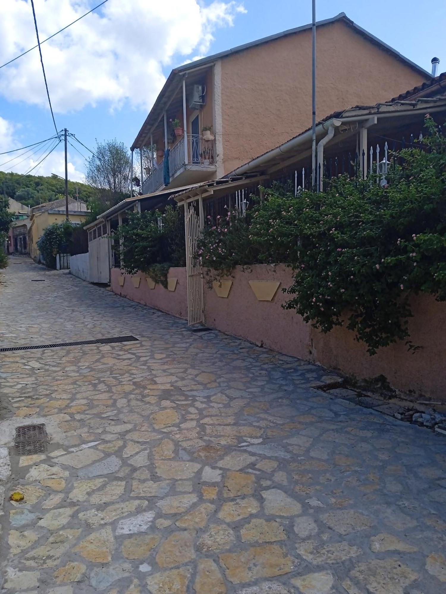 Villa Angela, Traditional Villa In The Village آغيوس يوانيس بيريستريون المظهر الخارجي الصورة